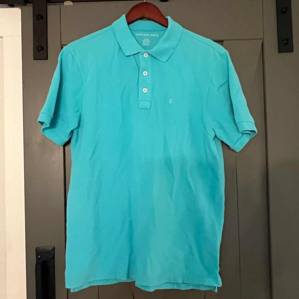 American Eagle Men’s size medium polo